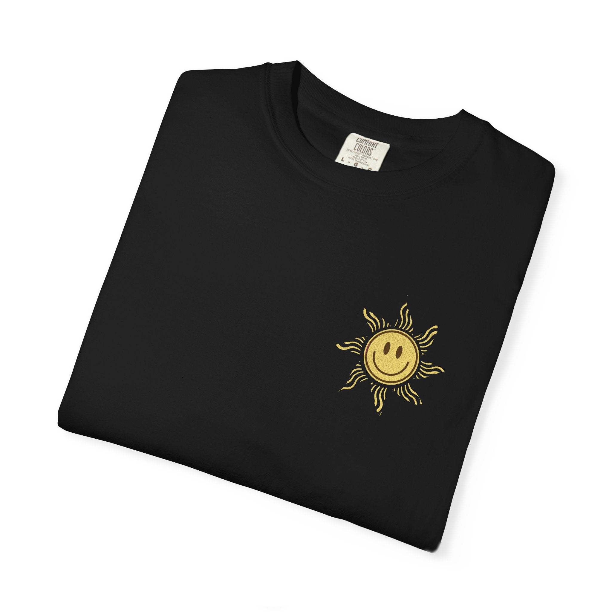 "Sun and Good Loving" Chest Print T-shirt